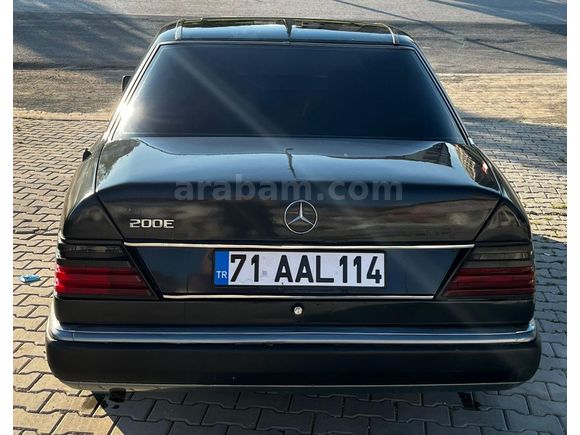 Sahibinden Mercedes - Benz 200 E 1990 Model