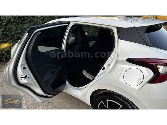 HATASIZ / 2022 / 34 BİN KM / OTOMATİK / SERVİS BAKIMLI / MİCRA