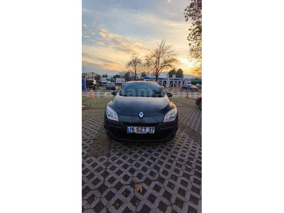 Sahibinden Renault Megane 1.6 Privilege 2011 Model 