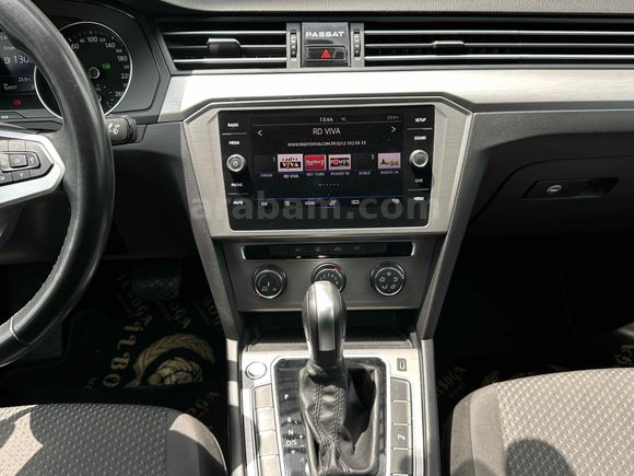 Galeriden Volkswagen Passat 1.6 TDi BlueMotion Impression 2019 Model İzmir