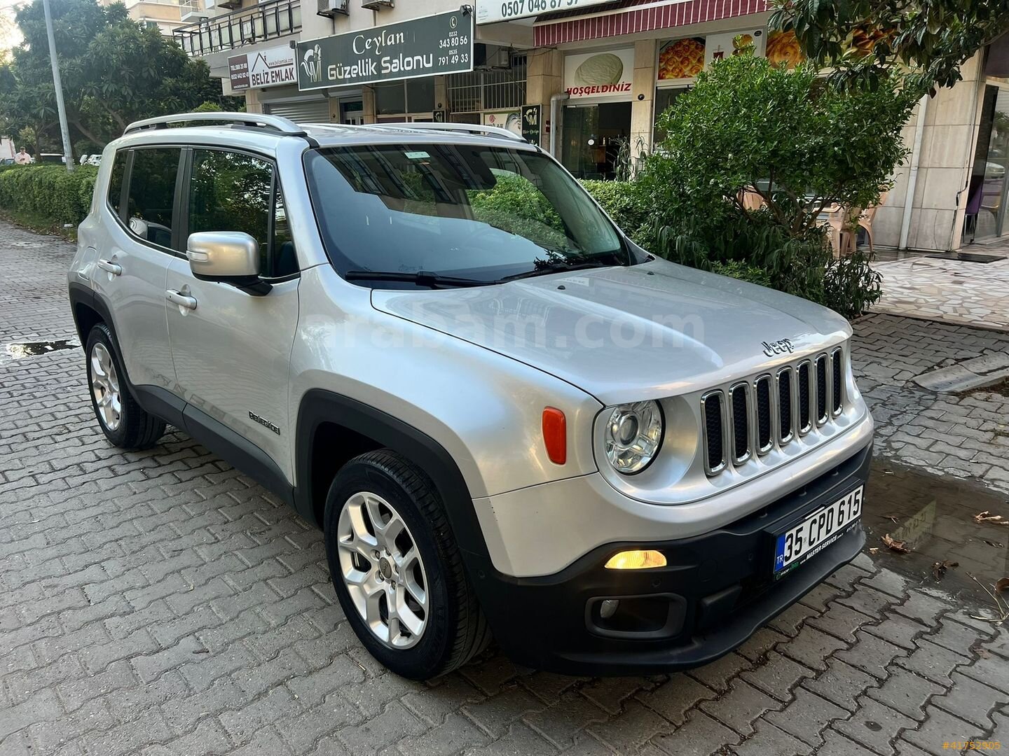 Galeriden Jeep Renegade 1.4 MultiAir Limited 2016 Model İzmir 76.000 km Gri 5