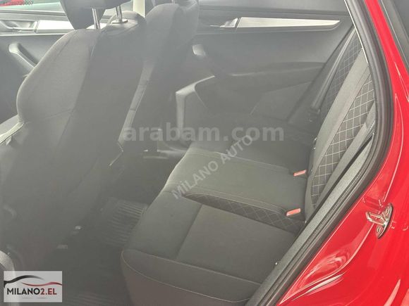 MİLANO 2.ELDEN KAROQ OTOMATİK+CAM TAVAN+ANDROİD EKRAN