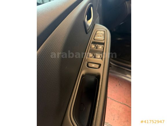 2020 CLIO 0.9TCE TOUCH PLUS(EKSTRALI)DEĞİŞENSİZ OTOSOR 36Ay2,49