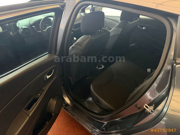 2020 CLIO 0.9TCE TOUCH PLUS(EKSTRALI)DEĞİŞENSİZ OTOSOR 36Ay2,49