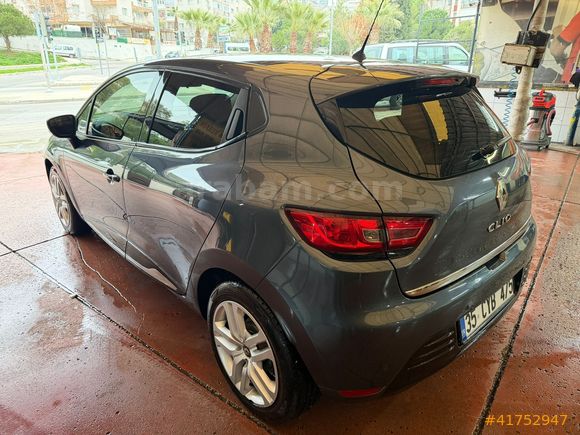 2020 CLIO 0.9TCE TOUCH PLUS(EKSTRALI)DEĞİŞENSİZ OTOSOR 36Ay2,49
