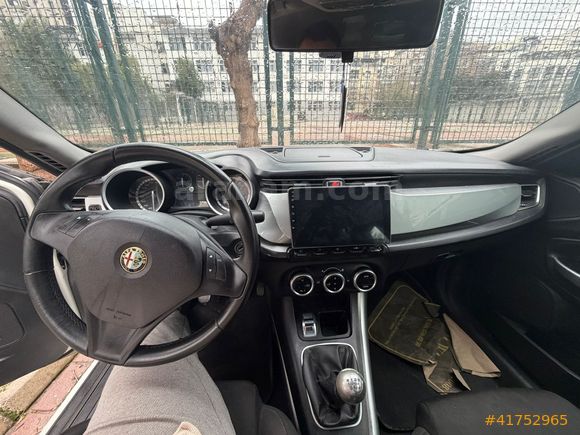 Değişensiz Orjinal Km Bakımlı Guiletta