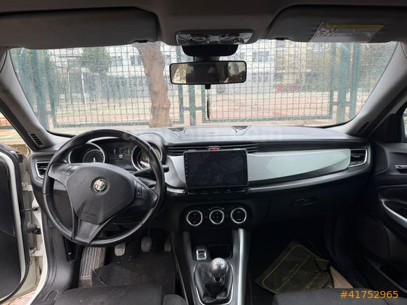 Değişensiz Orjinal Km Bakımlı Guiletta