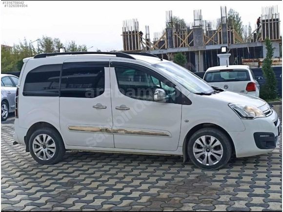 MATURDAN HATASIZ 2016 BERLİNGO MODEL DOUBLE EKRAN DİJİTAL KLİMA