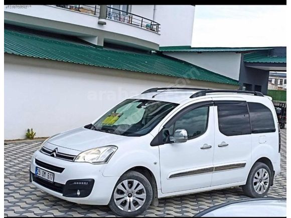 MATURDAN HATASIZ 2016 BERLİNGO MODEL DOUBLE EKRAN DİJİTAL KLİMA