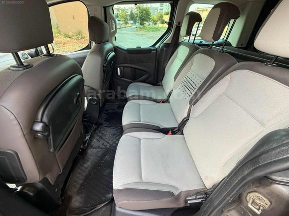 Çok temiz bakımlı Berlingo km 162.000