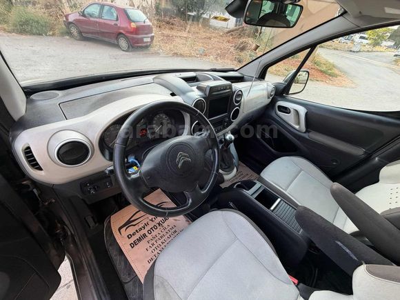 Çok temiz bakımlı Berlingo km 162.000