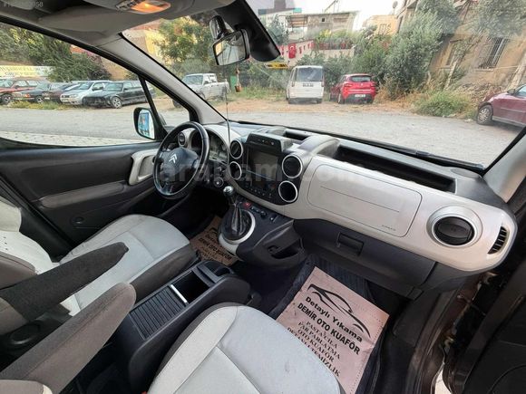 Çok temiz bakımlı Berlingo km 162.000