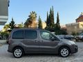 Çok temiz bakımlı Berlingo km 162.000