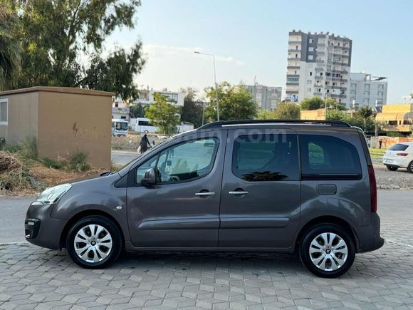 Çok temiz bakımlı Berlingo km 162.000