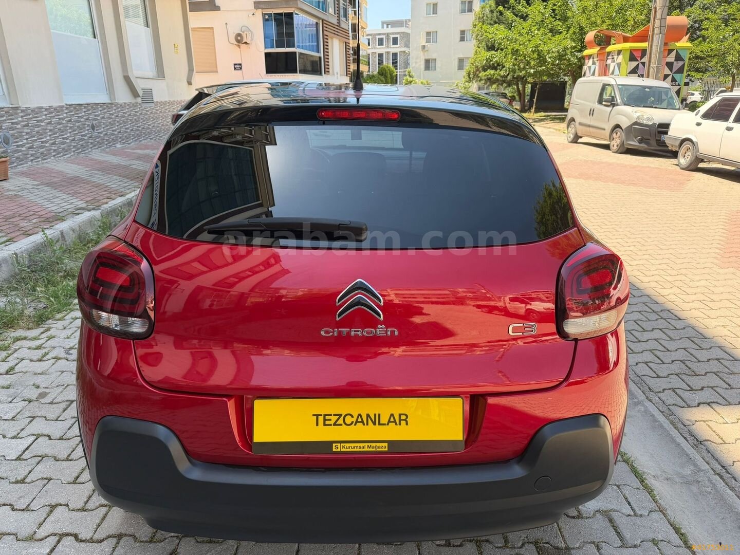 Galeriden Citroen C3 1.2 PureTech Shine 2023 Model İzmir 30.000 km Kırmızı 6