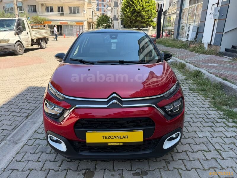 Galeriden Citroen C3 1.2 PureTech Shine 2023 Model İzmir 30.000 km Kırmızı