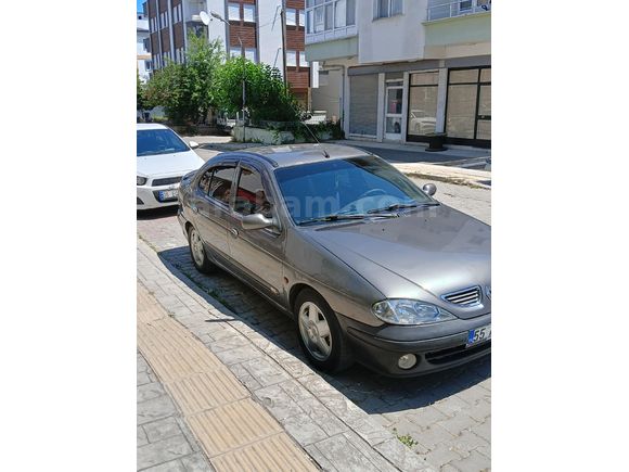 Sahibinden Renault Megane 1.6 RXi 2001 Model