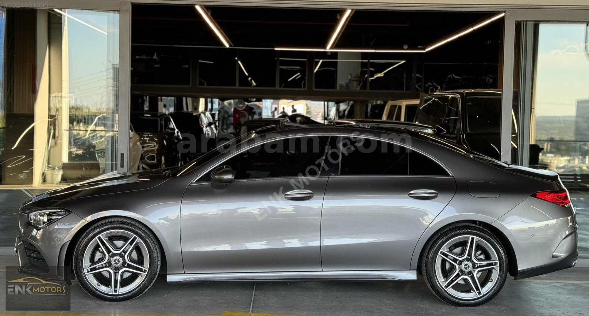 Galeriden Mercedes - Benz CLA 200 AMG+ 4Matic 2022 Model İstanbul 42.000 km Gri 2