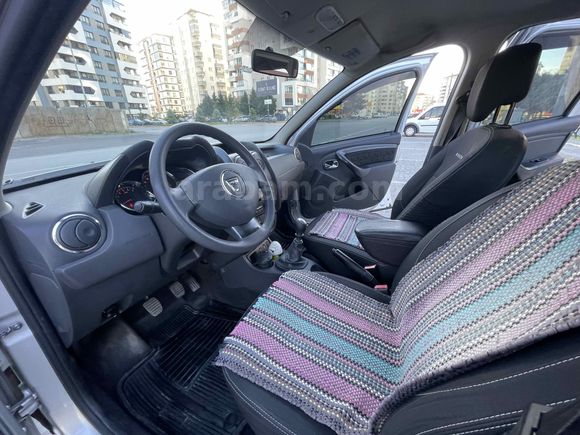 2014 DACIA DUSTER İLK SAHİBİNDEN  LAUREATE PAKET ORJİNAL 147 BİNDE TAKAS OLUR 