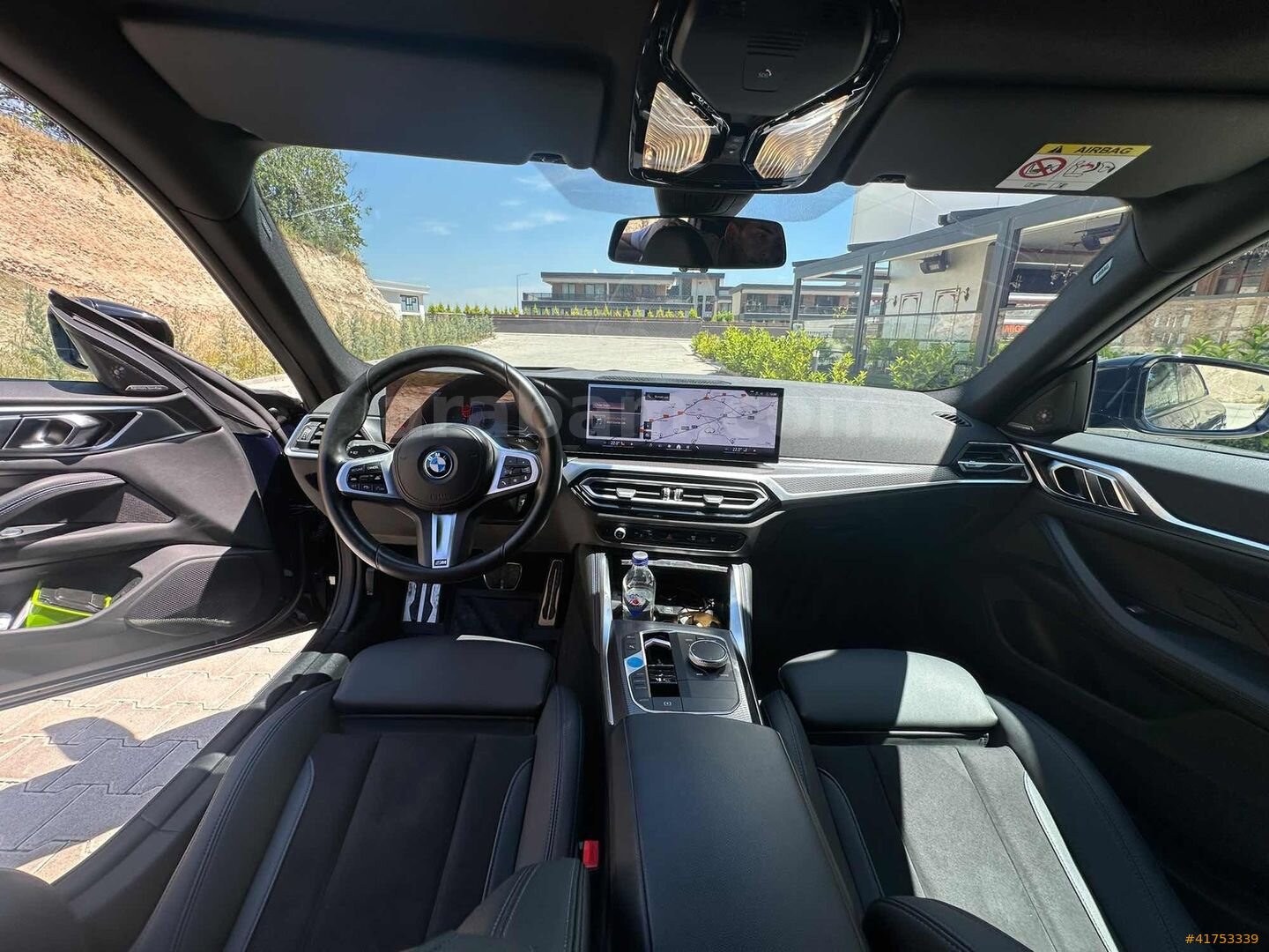 Galeriden BMW i Serisi i4 eDrive 40 M Sport 2023 Model Bursa 38.500 km Lacivert 4