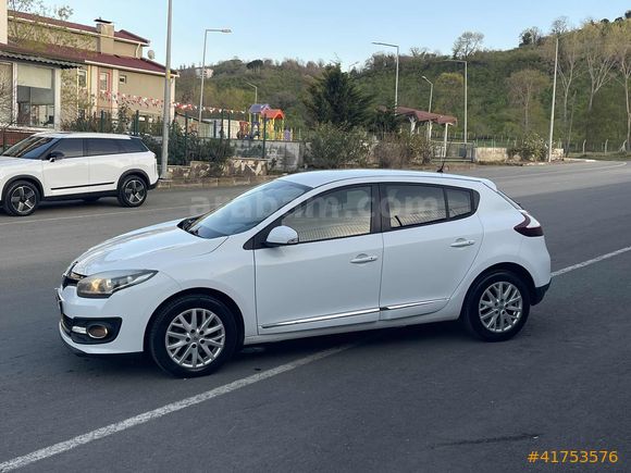 2015_MODEL_HATASIZ_OTOMATİK_125 BIN KM'DE