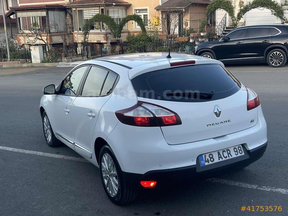 2015_MODEL_HATASIZ_OTOMATİK_125 BIN KM'DE