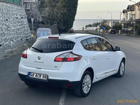 2015_MODEL_HATASIZ_OTOMATİK_125 BIN KM'DE