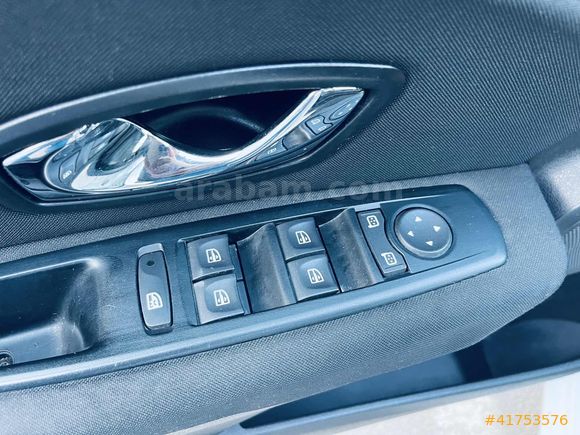 2015_MODEL_HATASIZ_OTOMATİK_125 BIN KM'DE