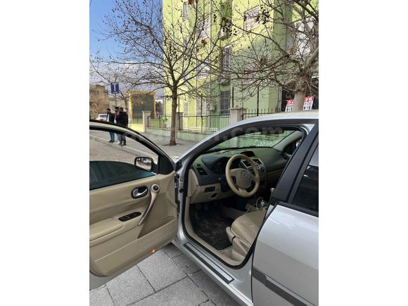 ASKERİ PERSONELDEN Renault Megane 1.5 dCi Privilege 2007 Model 