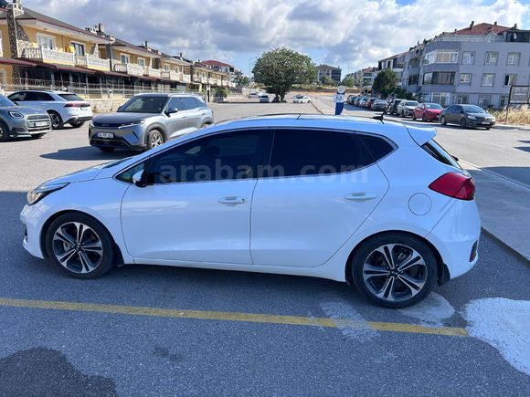 Sahibinden Kia Ceed 1.6 CRDi Concept Plus 2015 Model Sakarya