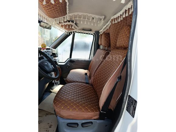 Galeriden Ford Trucks Transit 330 Van