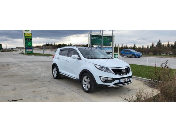 Sahibinden Kia Sportage 1.6 GDI Concept Plus 2013 Model  92.000 km Beyaz