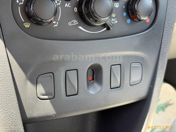 YAMAN AUTO'DAN*2013*SYMBOL*1.5*DCi*