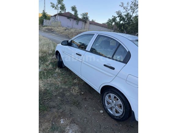 Sahibinden Hyundai Accent Era 1.4 Team 2009 Model 