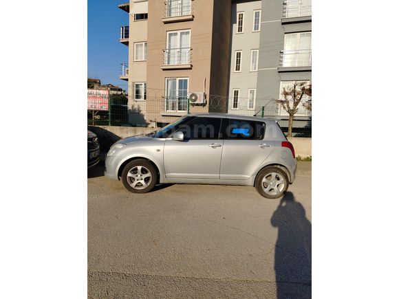 Sahibinden Suzuki Swift 1.3 MT 4X4 2006 Model 