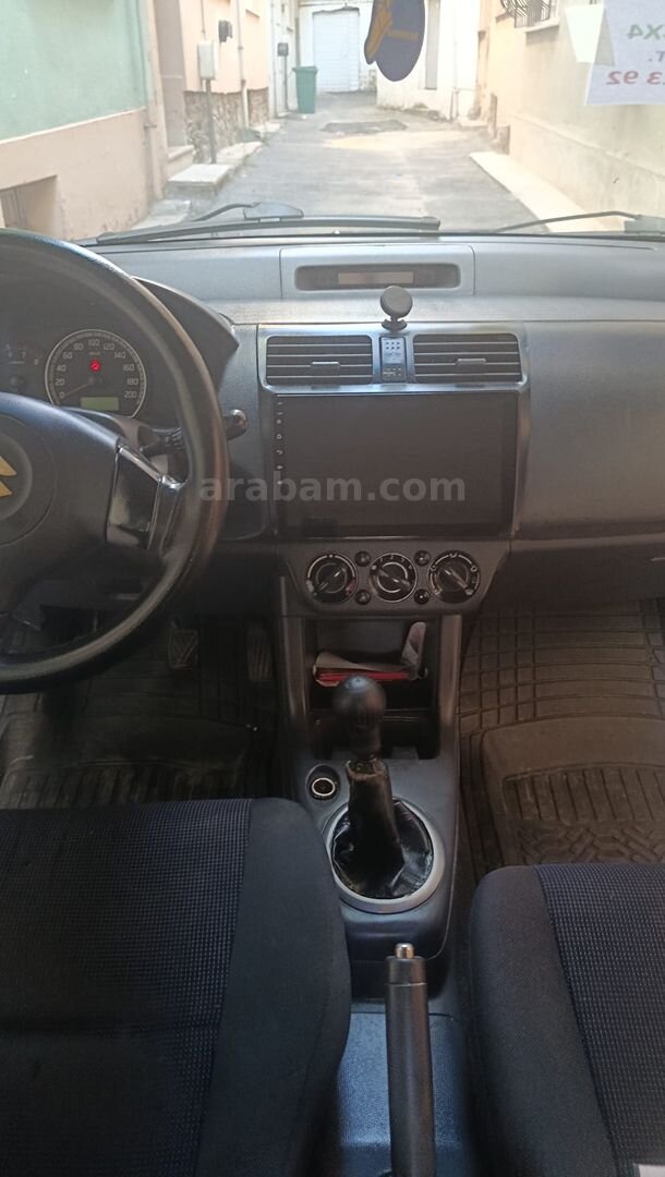 Sahibinden Suzuki Swift 1.3 MT 4X4 2006 Model Bursa 302.000 km Gri 7