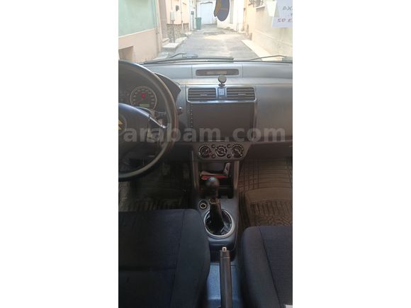 Sahibinden Suzuki Swift 1.3 MT 4X4 2006 Model 
