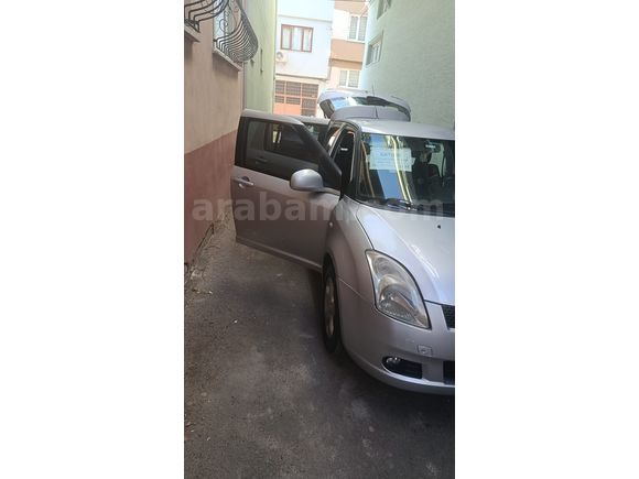 Sahibinden Suzuki Swift 1.3 MT 4X4 2006 Model 