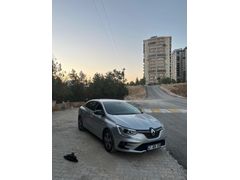Sahibinden Renault Megane 1.3 TCe Touch 2024 Model  12.000 km Gri
