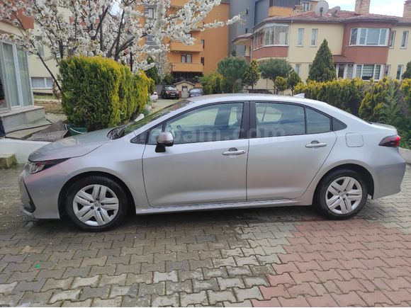 Sahibinden Toyota Corolla 1.5 Vision Plus 2025 Model