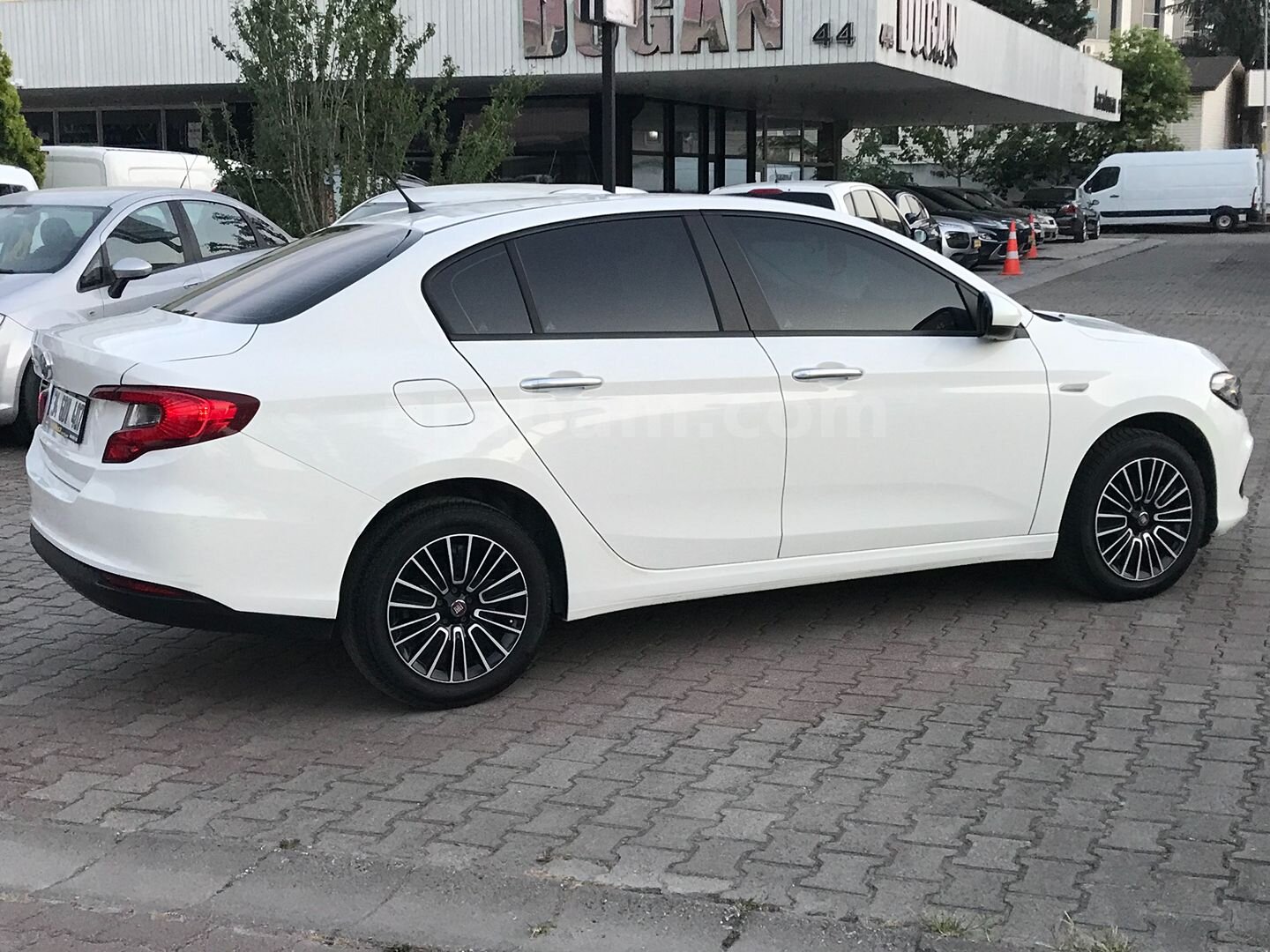 Galeriden Fiat Egea 1.5 T4 Easy 2022 Model Kocaeli 73.000 km Beyaz 7