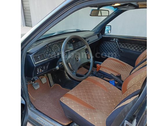 TEMİZ BAKİMLİ DUZGUN Mercedes - Benz 190 E 2.0 1985 Model Konya