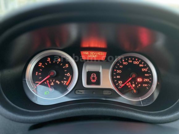 Galeriden Renault Clio 1.2 Extreme 2008 Model Bursa 189.720 km Diğer