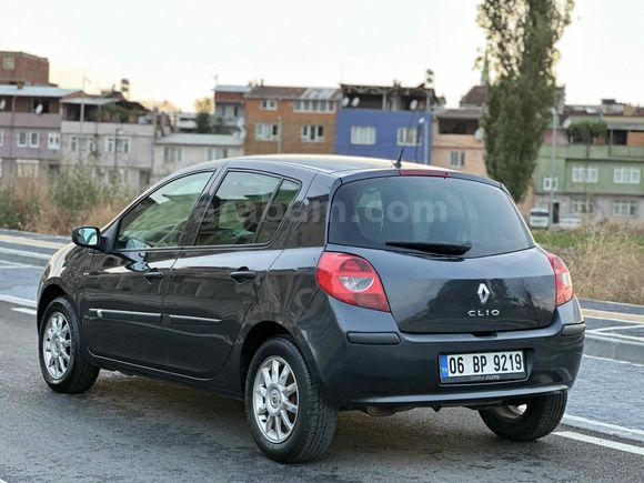 Galeriden Renault Clio 1.2 Extreme 2008 Model Bursa 189.720 km Diğer