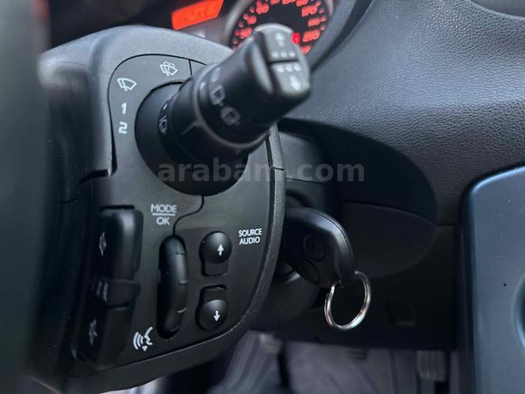 Galeriden Renault Clio 1.2 Extreme 2008 Model Bursa 189.720 km Diğer