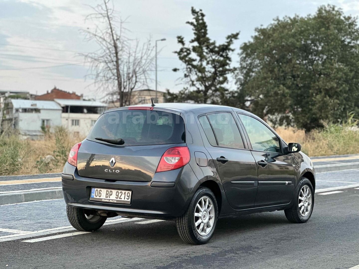 Galeriden Renault Clio 1.2 Extreme 2008 Model Bursa 190.000 km Diğer 3