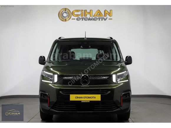 2024 BERLİNGO OTOMATİK CAM TAVAN-21 BİN'DE