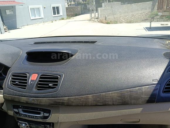 Sahibinden Renault Fluence 1.5 dCi Privilege 2011 Model