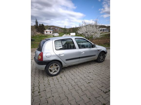 Sahibinden Renault Clio 1.6 RXT 2000 Model