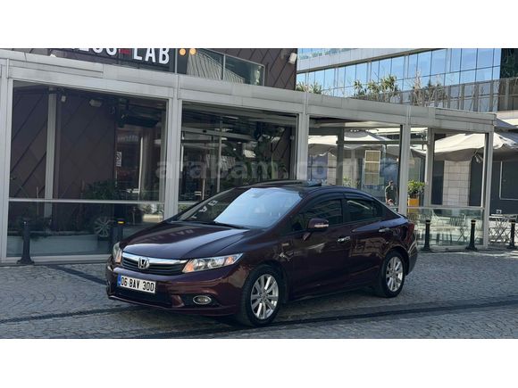 Sahibinden Honda Civic 1.6i VTEC Eco Elegance 2013 Model 